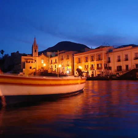 Venti Di Mare Apartment